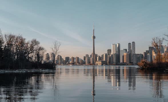 ontario-iconic-tower-shot-in-the-morning-during-winter