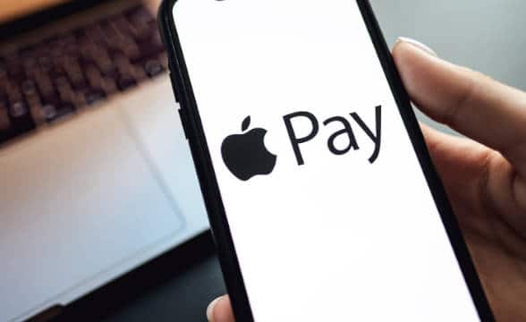 Apple Pay loading on a smartphone.