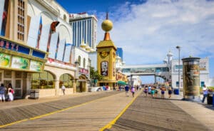 Atlantic City Casinos Forbid Employees to Talk About the Smoking Ban