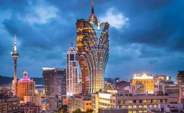 macau-grand-lisboa-tower
