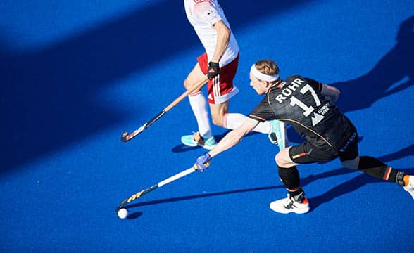 Hockey players during a FIH game