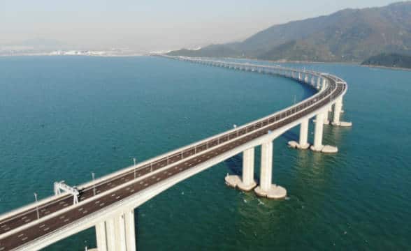 The connecting bridge between China and Macau.