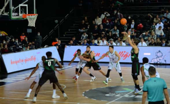 Turkish basketball game in progress.