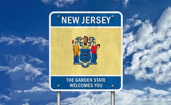 A sign saying "New Jersey welcomes you"