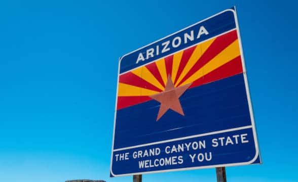 Arizona state welcome road sign