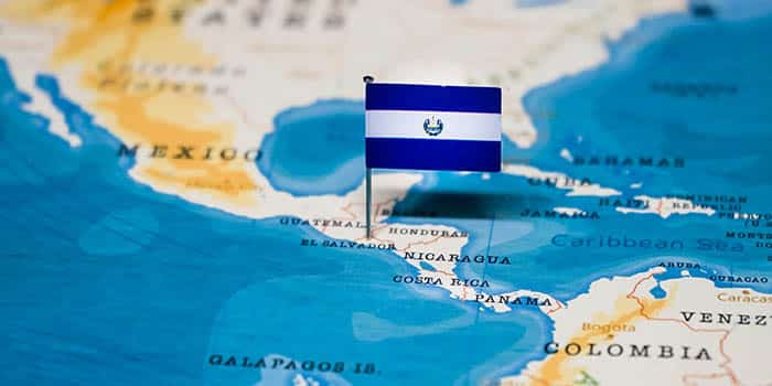 El Salvador on the map