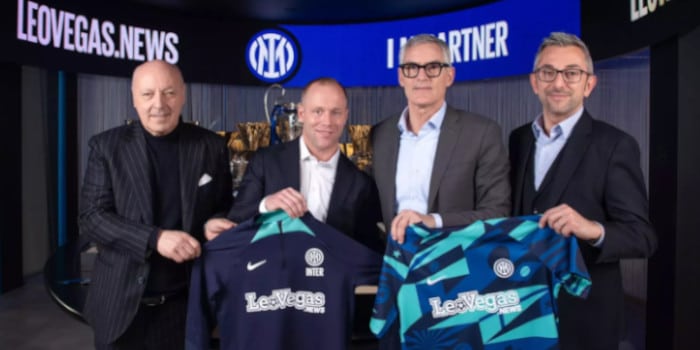 Representatives of Inter FC and LeoVegas.News