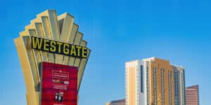 Aristocrat Debuts Pioneering NFL-Licensed Free Mobile Game