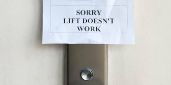news-elevator-not-working-note
