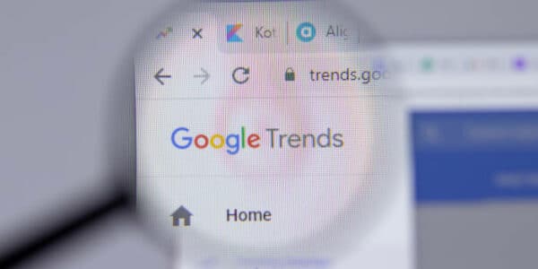google-trends-magnifying-glass