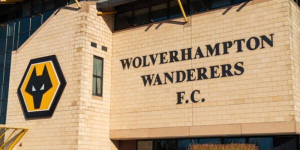 wolverhampton-wanderers-stadium