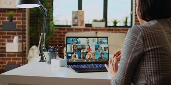webinar-online-conversation-discussion-chat-news