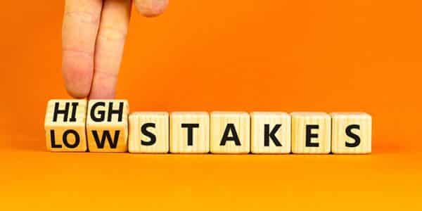 high-low-stakes-news