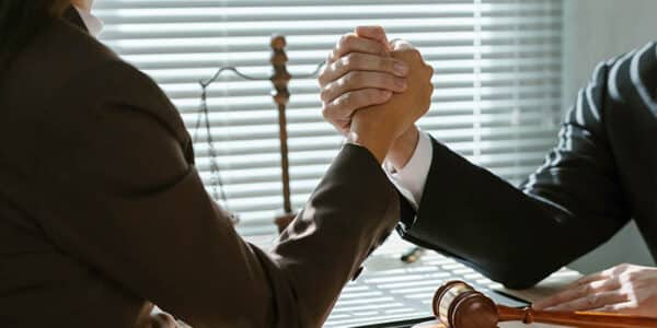 legal-battle-crime-court-lawsuit-arm-wrestling-news